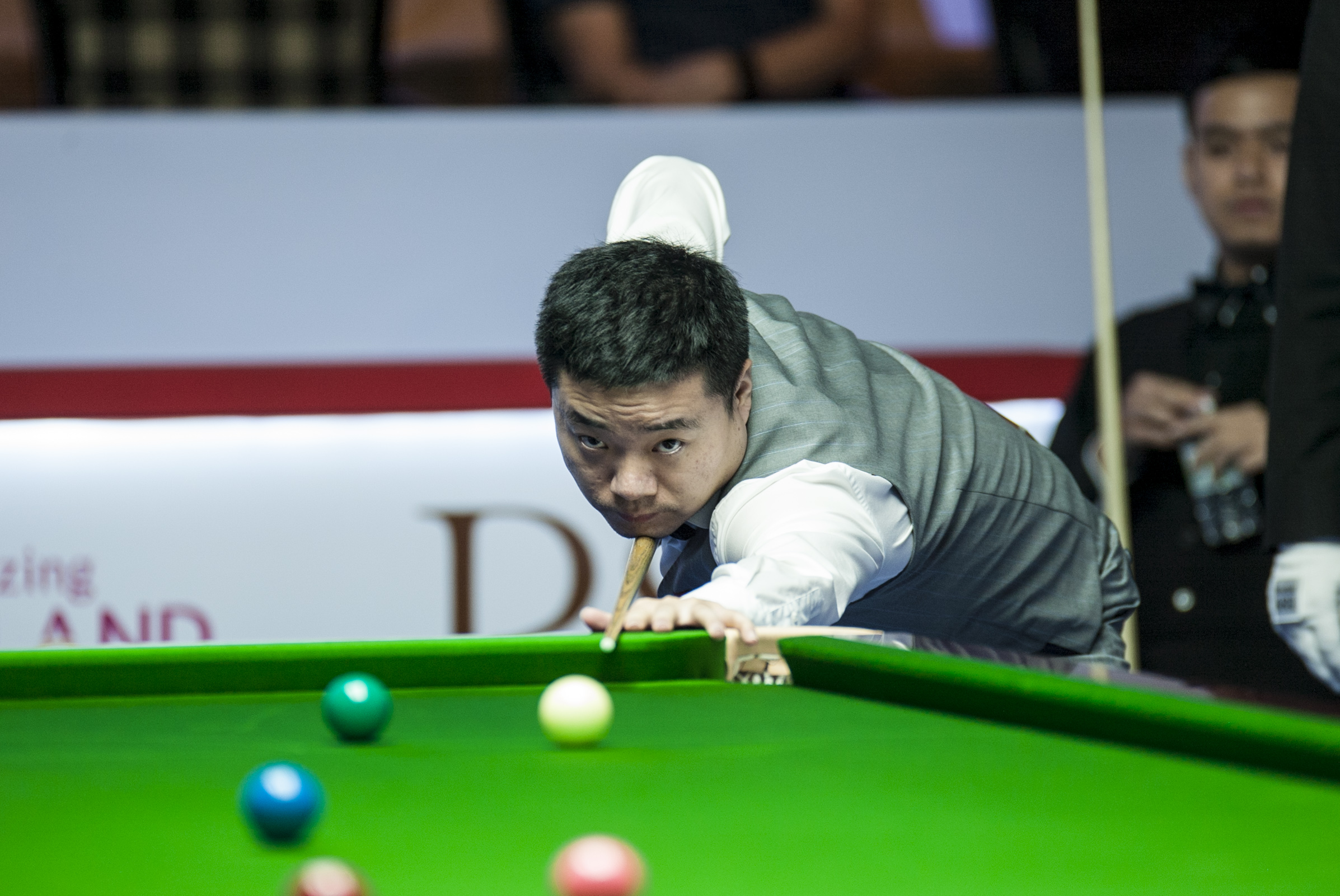 际曝光度上 际曝光度上