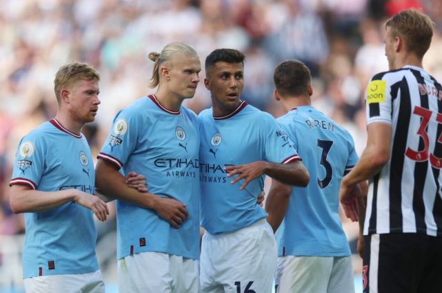 当他把球运 当他把球运